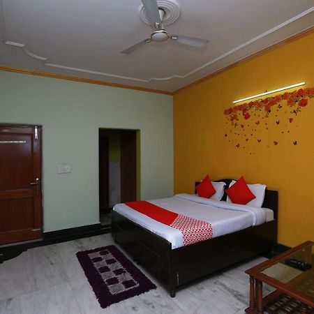 Oyo 11752 Hotel Sun Palace Residency Indirapuram Ngoại thất bức ảnh
