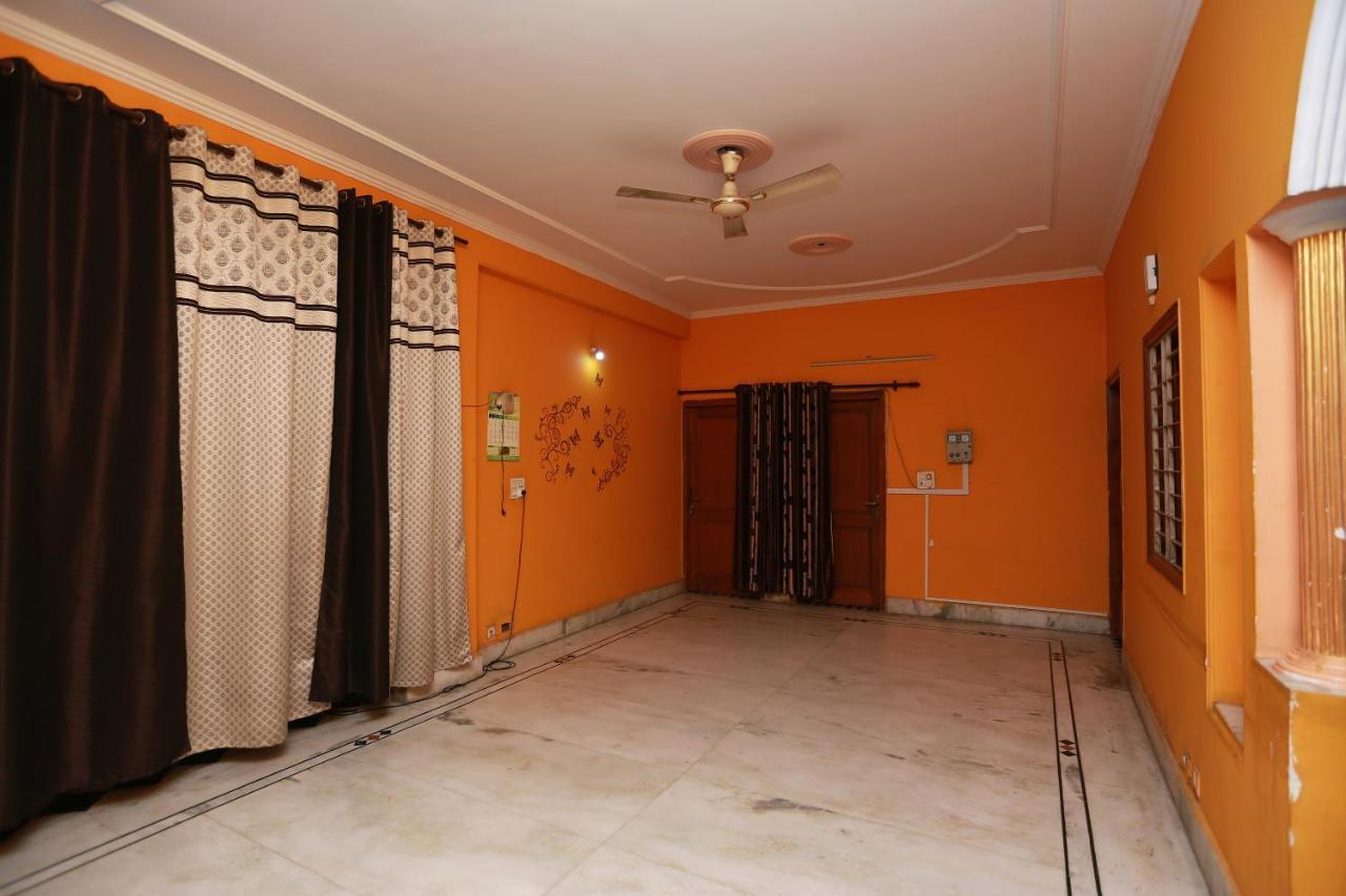Oyo 11752 Hotel Sun Palace Residency Indirapuram Ngoại thất bức ảnh