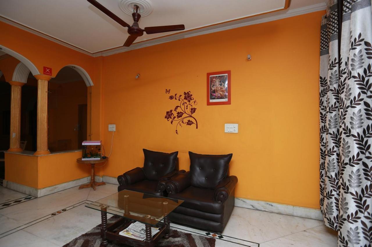 Oyo 11752 Hotel Sun Palace Residency Indirapuram Ngoại thất bức ảnh