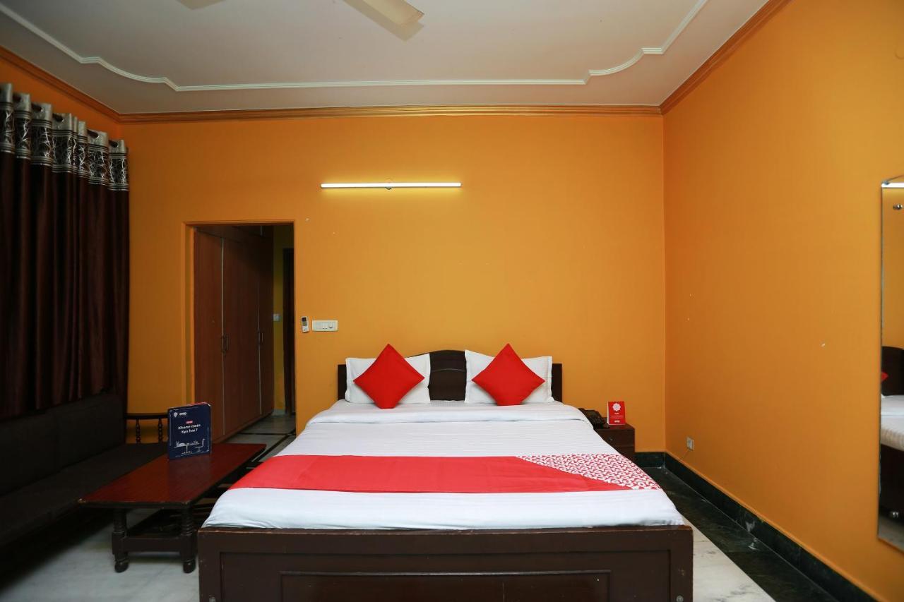 Oyo 11752 Hotel Sun Palace Residency Indirapuram Ngoại thất bức ảnh