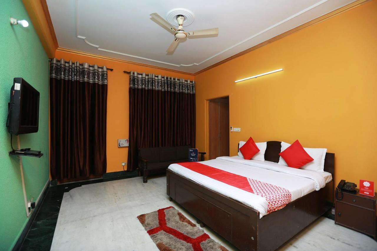 Oyo 11752 Hotel Sun Palace Residency Indirapuram Ngoại thất bức ảnh