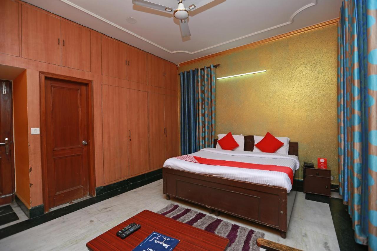 Oyo 11752 Hotel Sun Palace Residency Indirapuram Ngoại thất bức ảnh